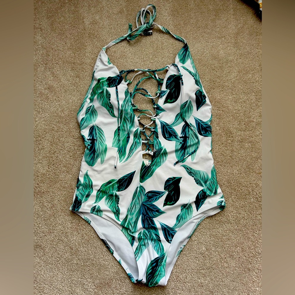 Tempting Tropical 1-piece Swimsuit